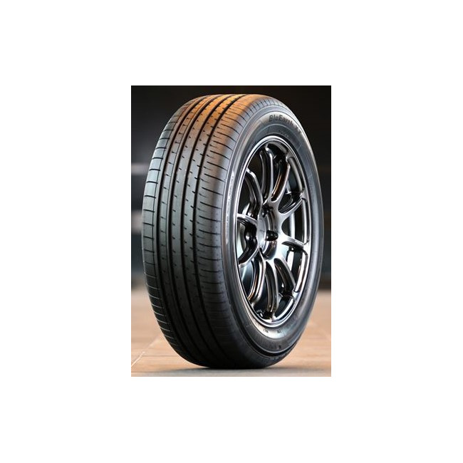 215/65VR17 99V BLUEARTH-XT AE61