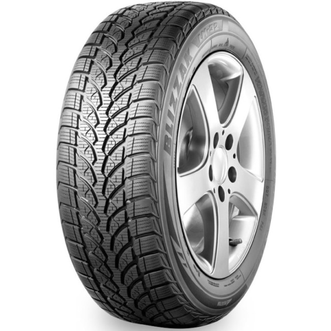 235/45HR17 94H BLIZZAK LM-32S DOT2015